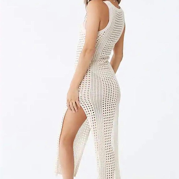 Crochet dress - Picture 4 of 4